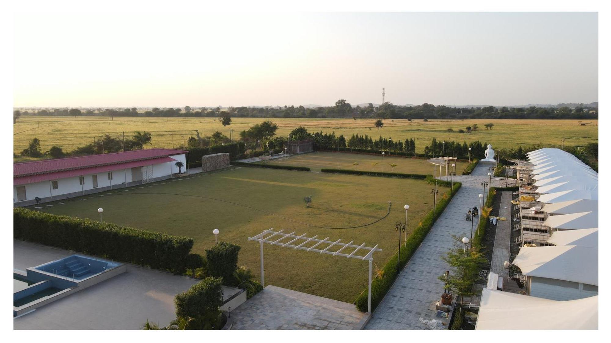 The Riverside Inn Vidisha 外观 照片